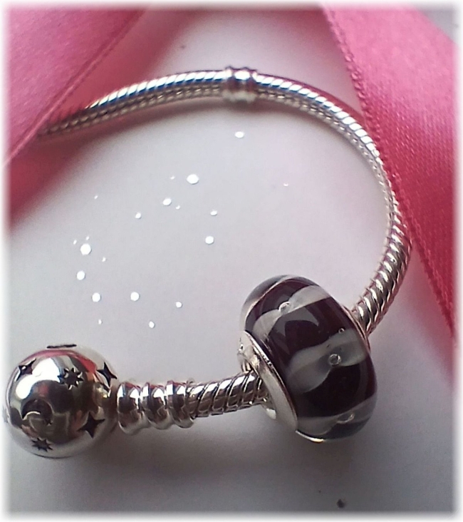 Murano Glas Charm 925er Sterling Silber mit Zirkonia Streifen Schwarz Weiß