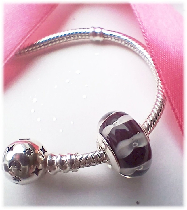 Murano Glas Charm 925er Sterling Silber mit Zirkonia Streifen Schwarz Weiß
