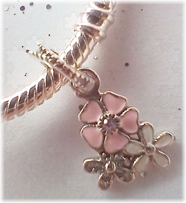 Charm Anhänger 925er Sterling Silber 3 filigrane Blüten in Rosa Weiß mit funkelnden Zirkonia