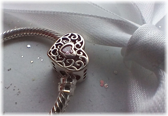 Charm Herzperle 925er Sterling Silber mit Zirkonia Herz im Herz 2-seitig tragbar in Lila und Rosa