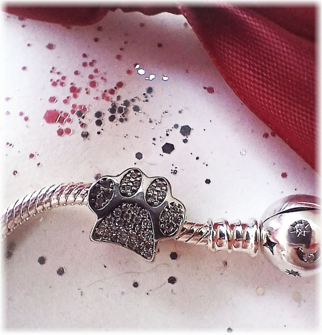 Charm 925er Sterling Silber Pavé Perle Pfote mit Zirkonia